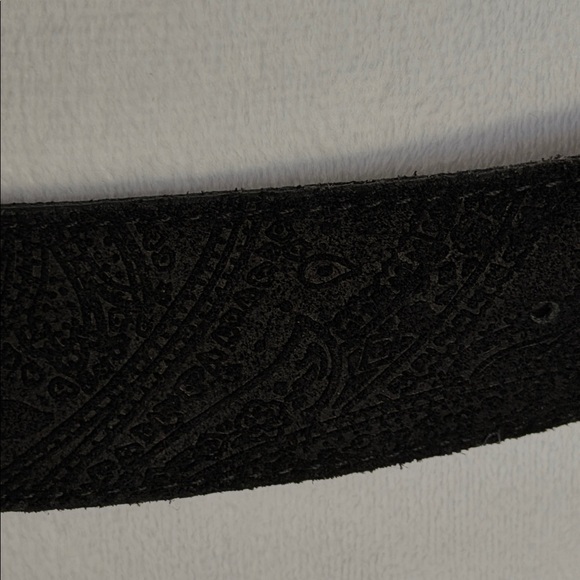 Omega Vintage Etched Suede? Belt Gold Metallic Buckle Floral Design Fits 30-34” - Picture 8 of 14